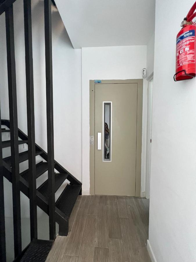 Apartamento Interior En El Centro De Algeciras 2A Apartment Ngoại thất bức ảnh
